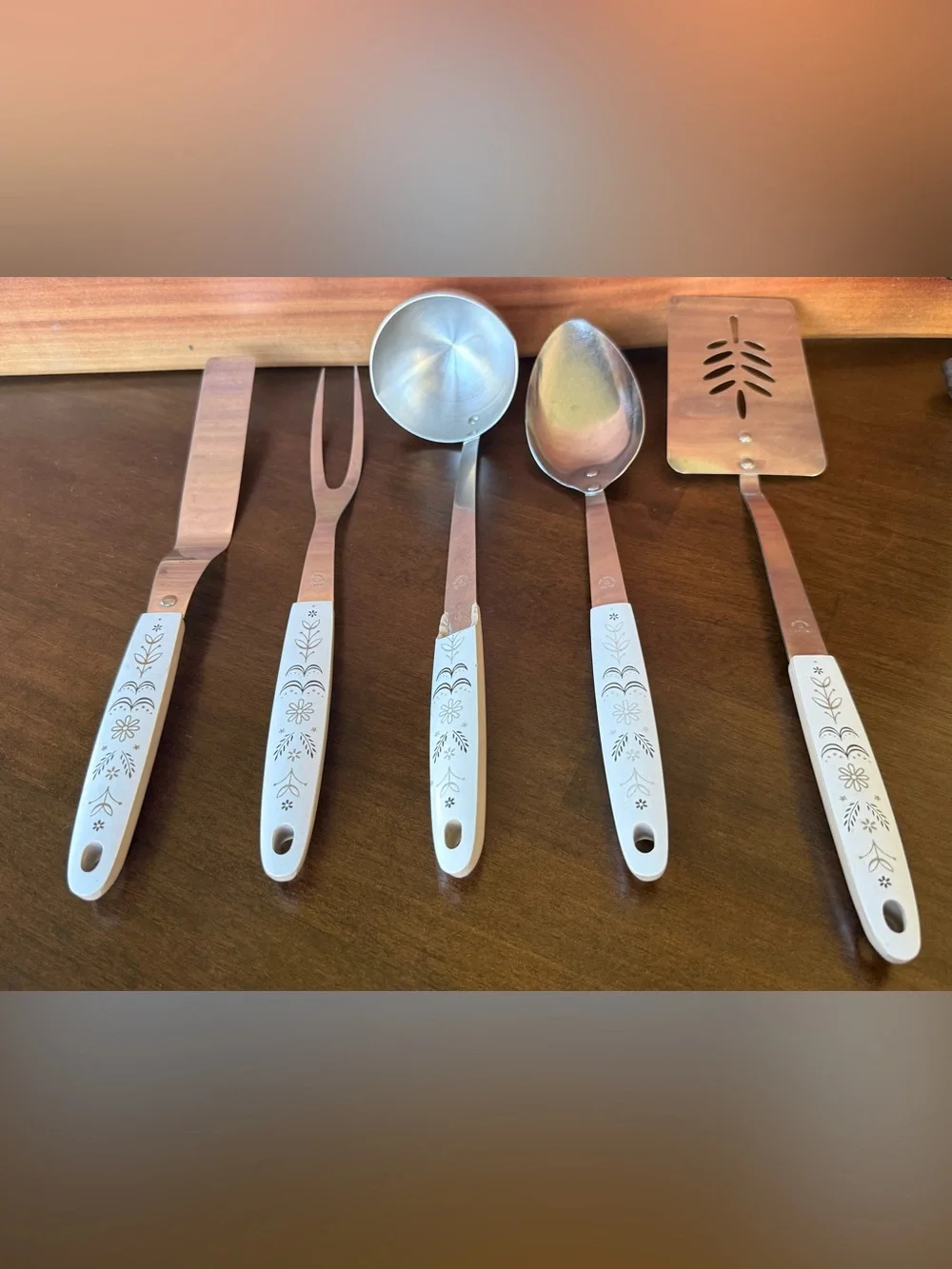 Vintage Arrowhead Harvest Wheat 5 Pc Kitchen Utensil Set USA Retro MCM